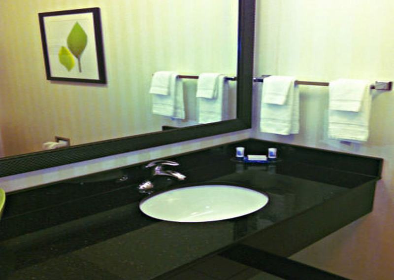 Hotel Fairfield & Milledgeville